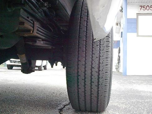Used 2020 Chevrolet Express 3500 UNAVAIL RWD image 25