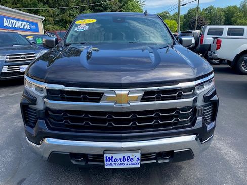 Used 2022 Chevrolet Silverado 1500 LT image 2