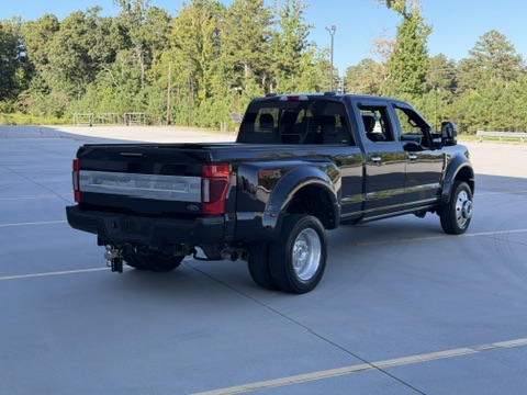 Used 2021 Ford F450 4x4 Crew Cab Platinum image 7