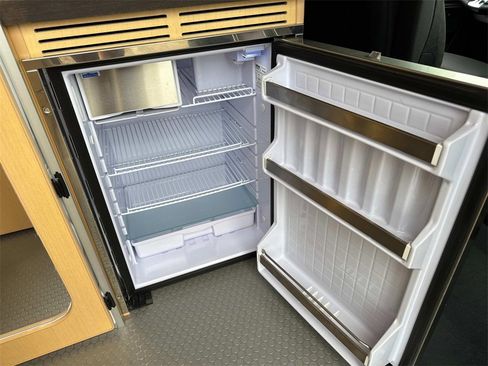 New 2025 Mercedes-Benz Sprinter 2500 image 15