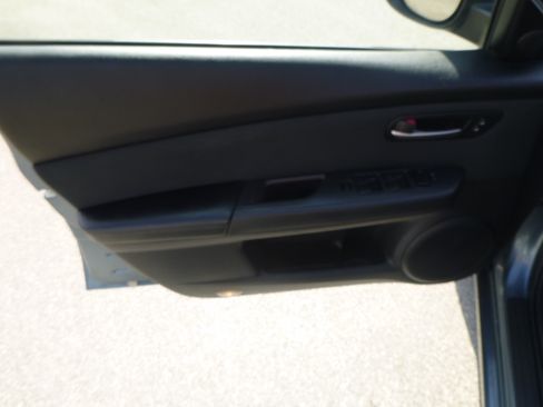Used 2012 MAZDA MAZDA6 i Sport image 11