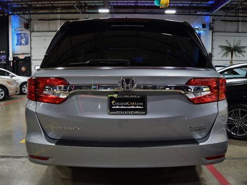 Used 2018 Honda Odyssey EX-L image 9