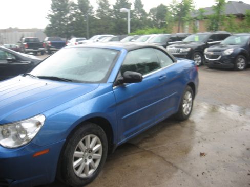 Used 2008 Chrysler Sebring LX Convertible FWD image 1