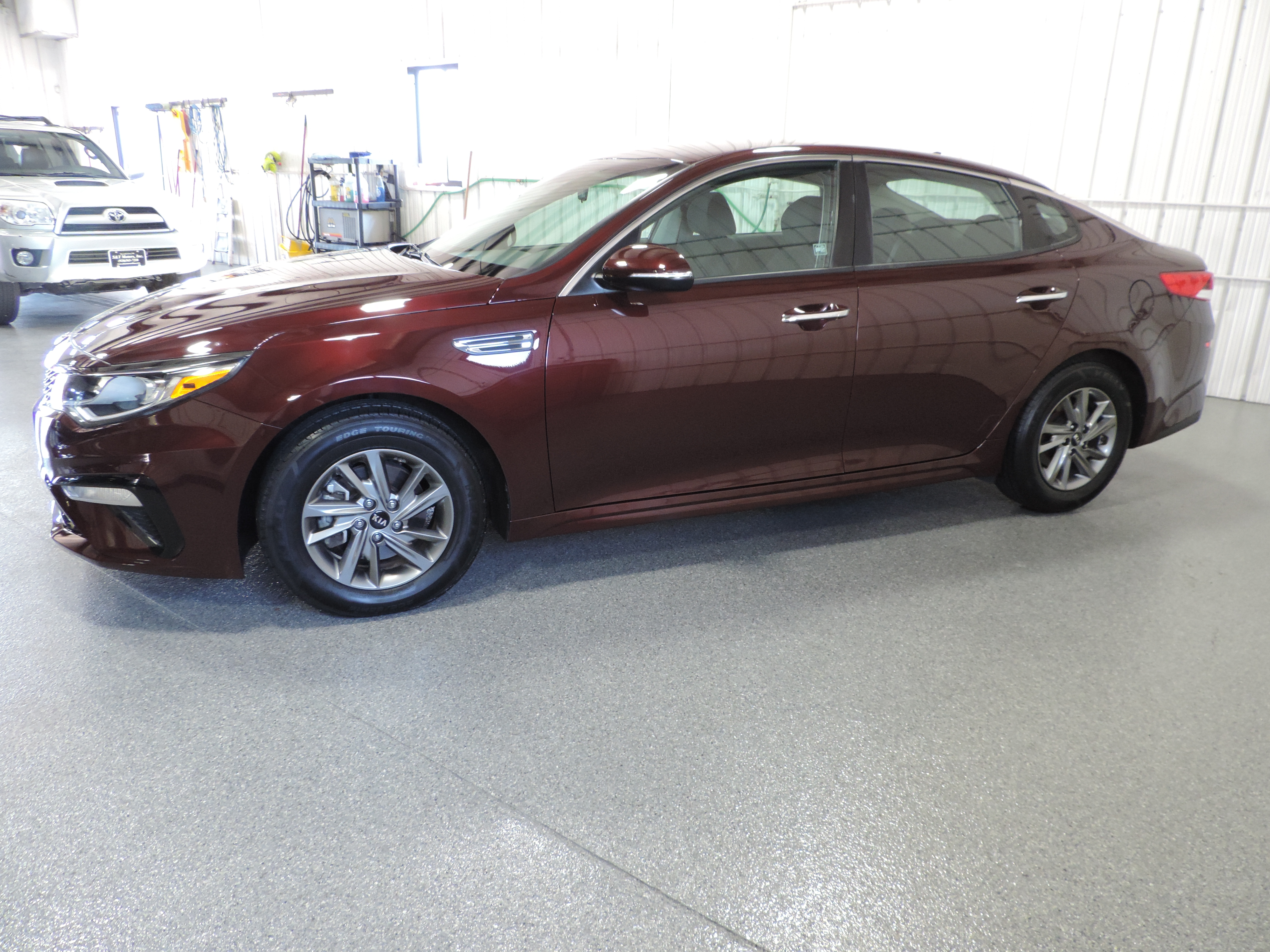 Used 2019 Kia Optima LX Sedan 4D FWD image 4