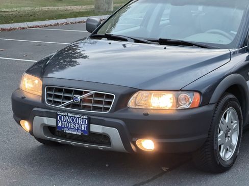 Used 2005 Volvo XC70 image 74