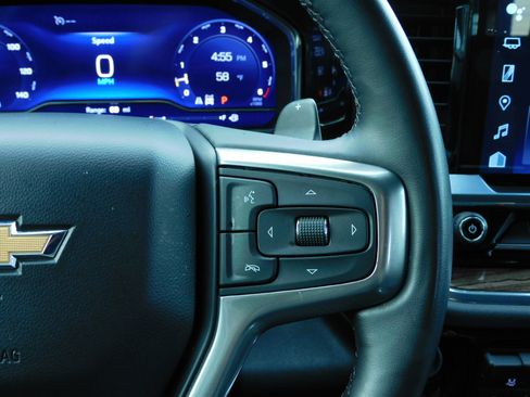 Used 2024 Chevrolet Silverado 1500 LT Z71 image 31