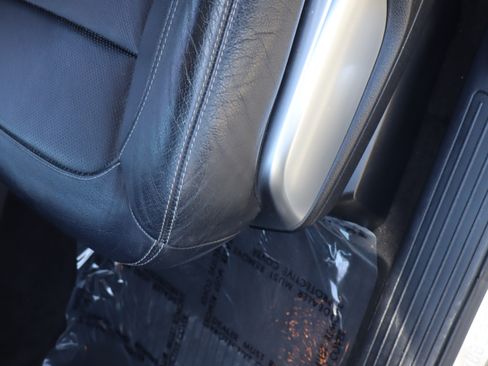 Used 2015 Mercedes-Benz GL 550 image 22