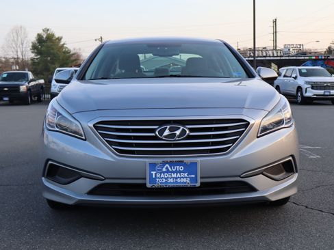 Used 2016 Hyundai Sonata SE image 4
