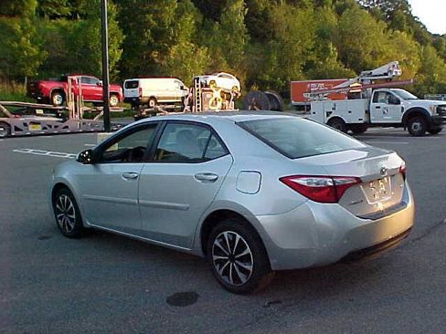 Used 2014 Toyota Corolla LE image 11