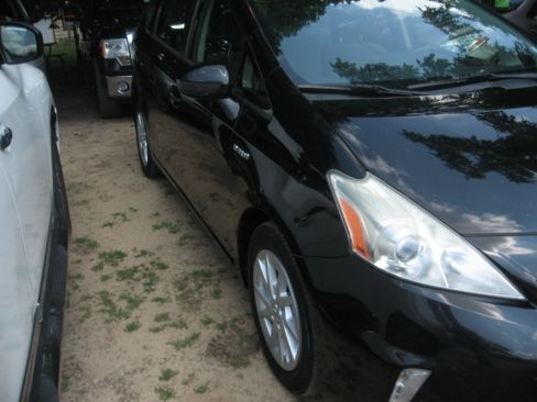 Used 2012 Toyota Prius V Four Wagon 4D FWD image 3