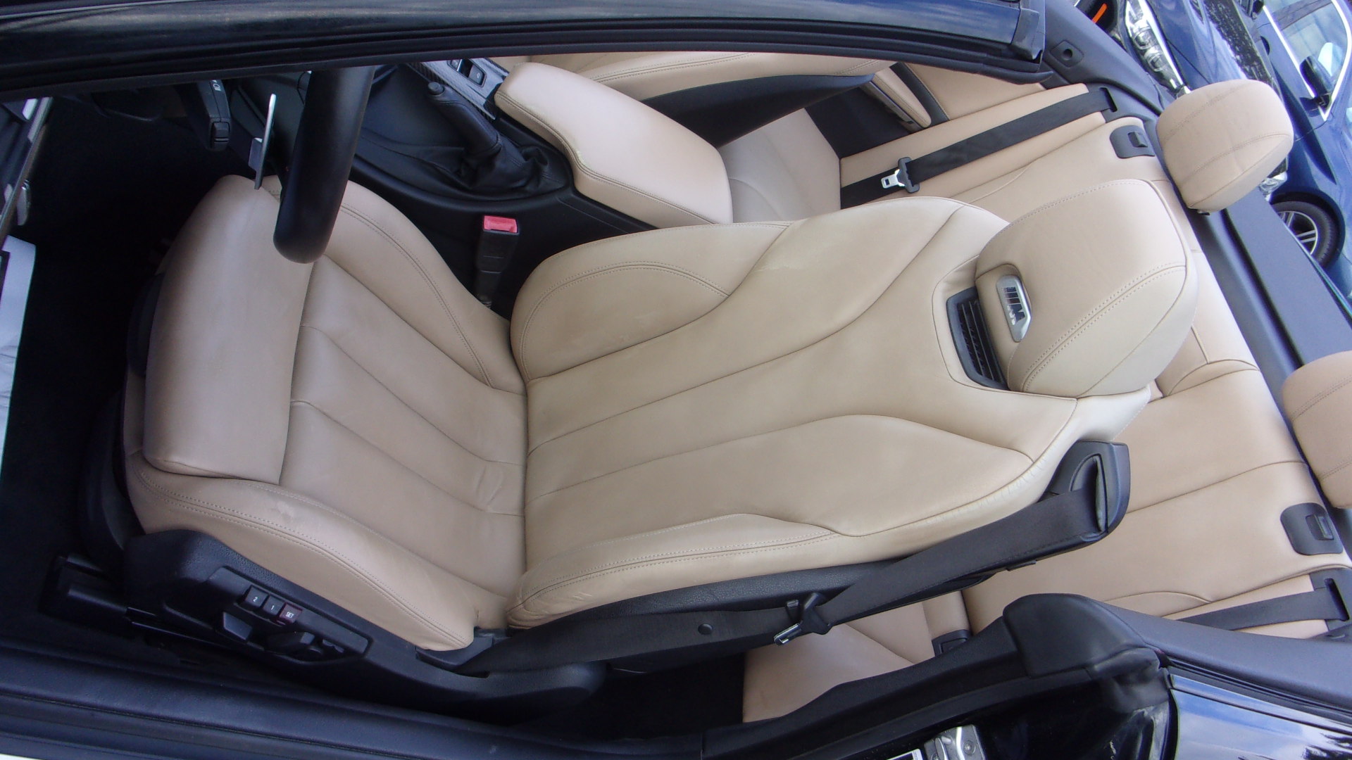 Used 2015 BMW M4 Convertible RWD image 21