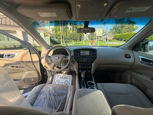 Used 2013 Nissan Pathfinder 4WD image 23