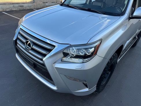 Used 2018 Lexus GX 460 image 10