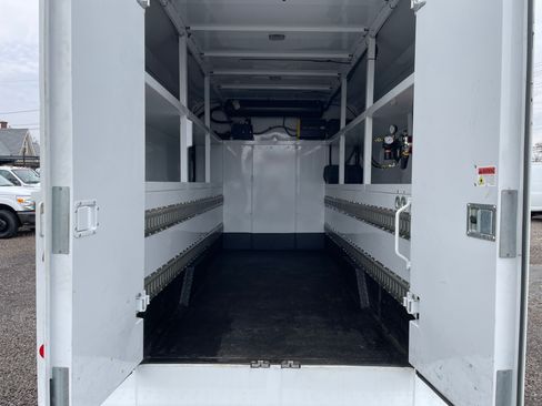 Used 2018 Ford Transit 350 image 7