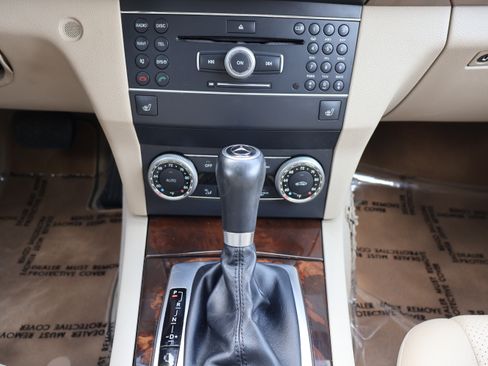 Used 2012 Mercedes-Benz GLK 350 image 22