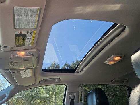 Used 2017 Toyota Tundra image 12