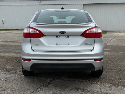 Used 2014 Ford Fiesta SE FWD image 8