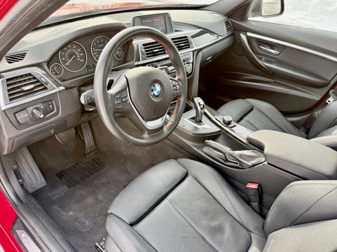 Used 2018 BMW 330i xDrive image 12