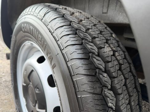 Used 2020 Ford Transit 150 image 23