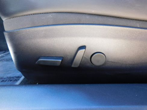 Used 2020 Tesla Model 3 Performance image 12