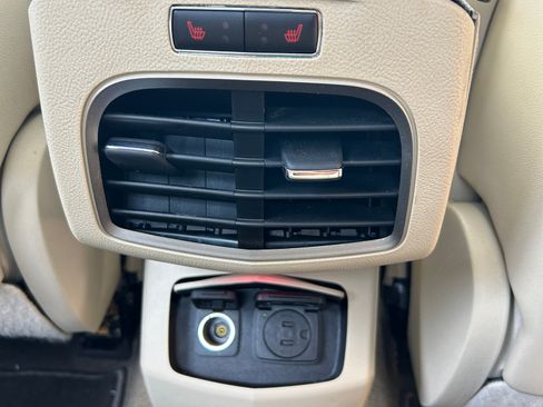 Used 2013 Lincoln MKZ FWD image 13