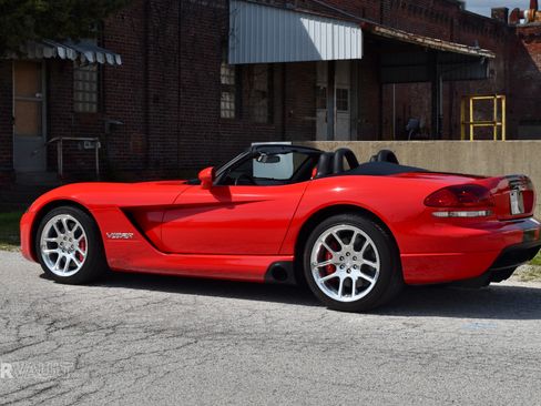 Used 2006 Dodge Viper SRT-10 image 14