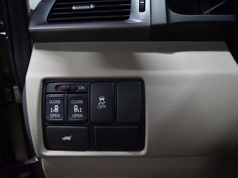 Used 2011 Honda Odyssey EX-L image 31