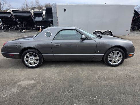 Used 2003 Ford Thunderbird Limited Edition 007 image 4