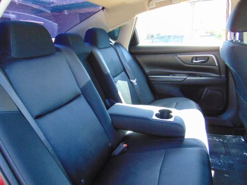 Used 2017 Nissan Altima 2.5 SR image 25