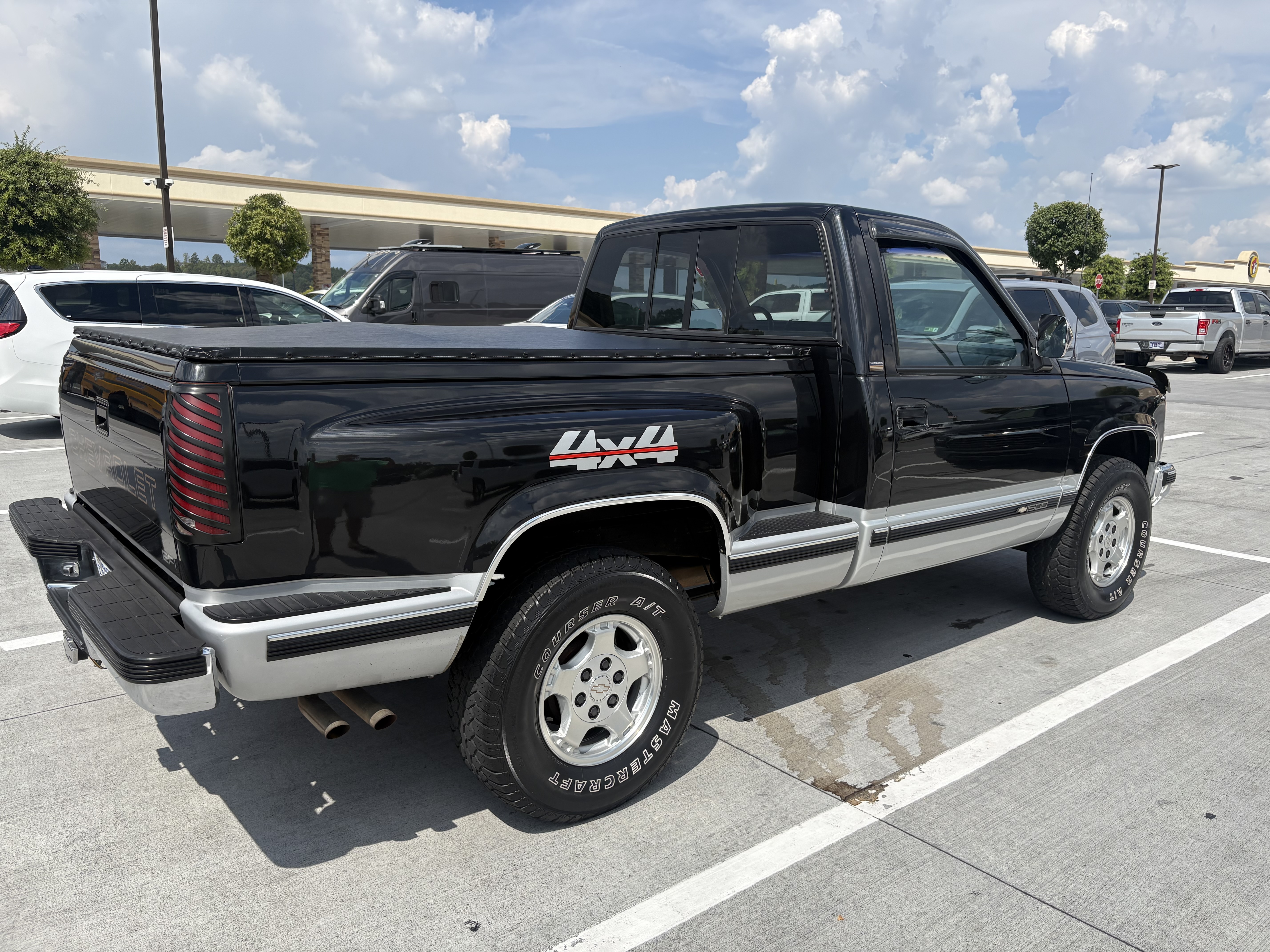 Used 1989 Chevrolet Silverado 1500 4x4 Regular Cab image 7
