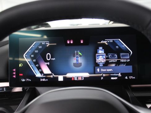 Used 2025 BMW i5 xDrive40 image 33