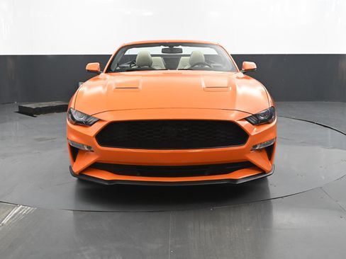 Used 2020 Ford Mustang Premium image 8