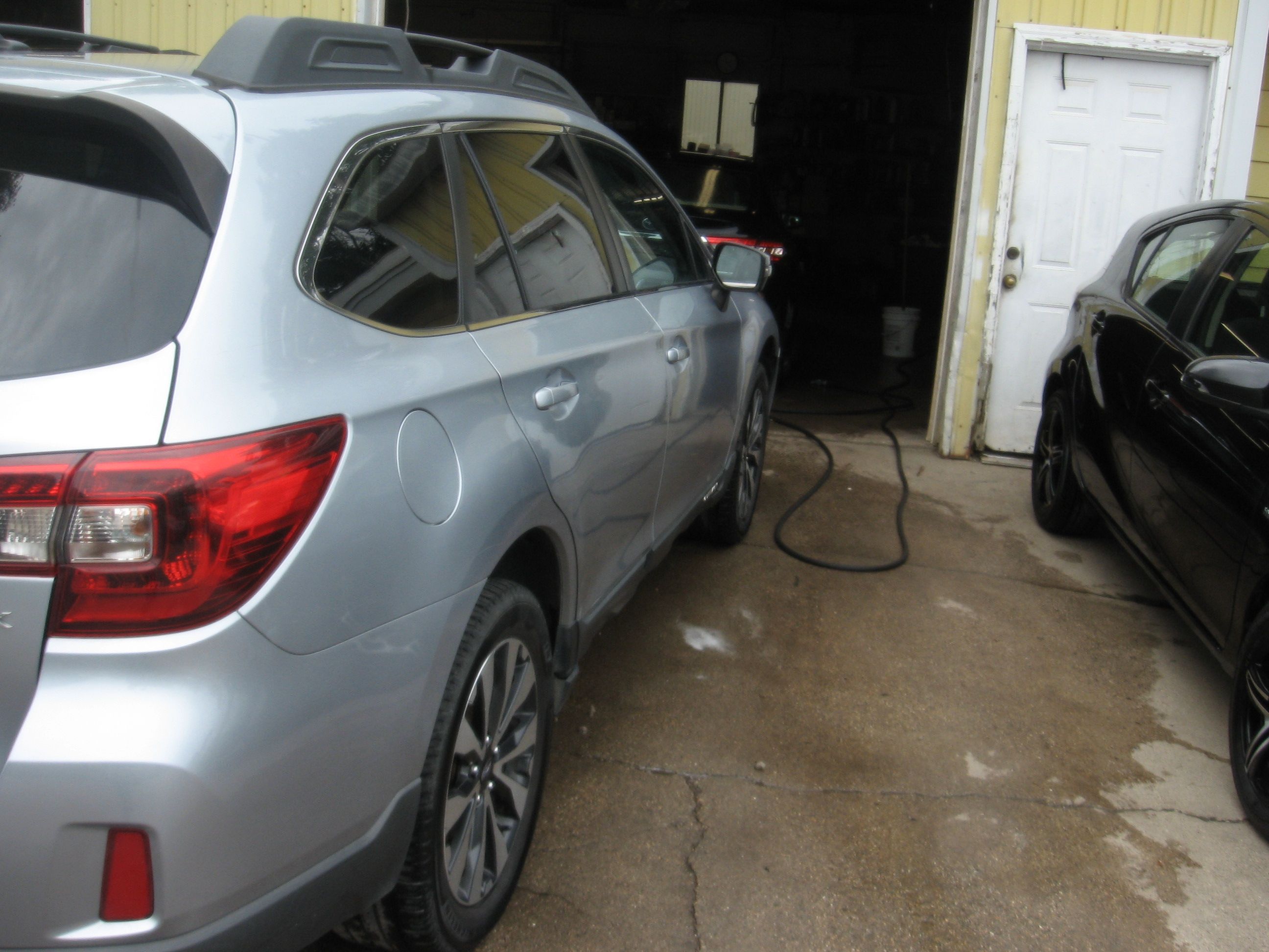 Used 2015 Subaru Outback 2.5i Limited AWD/4WD image 4