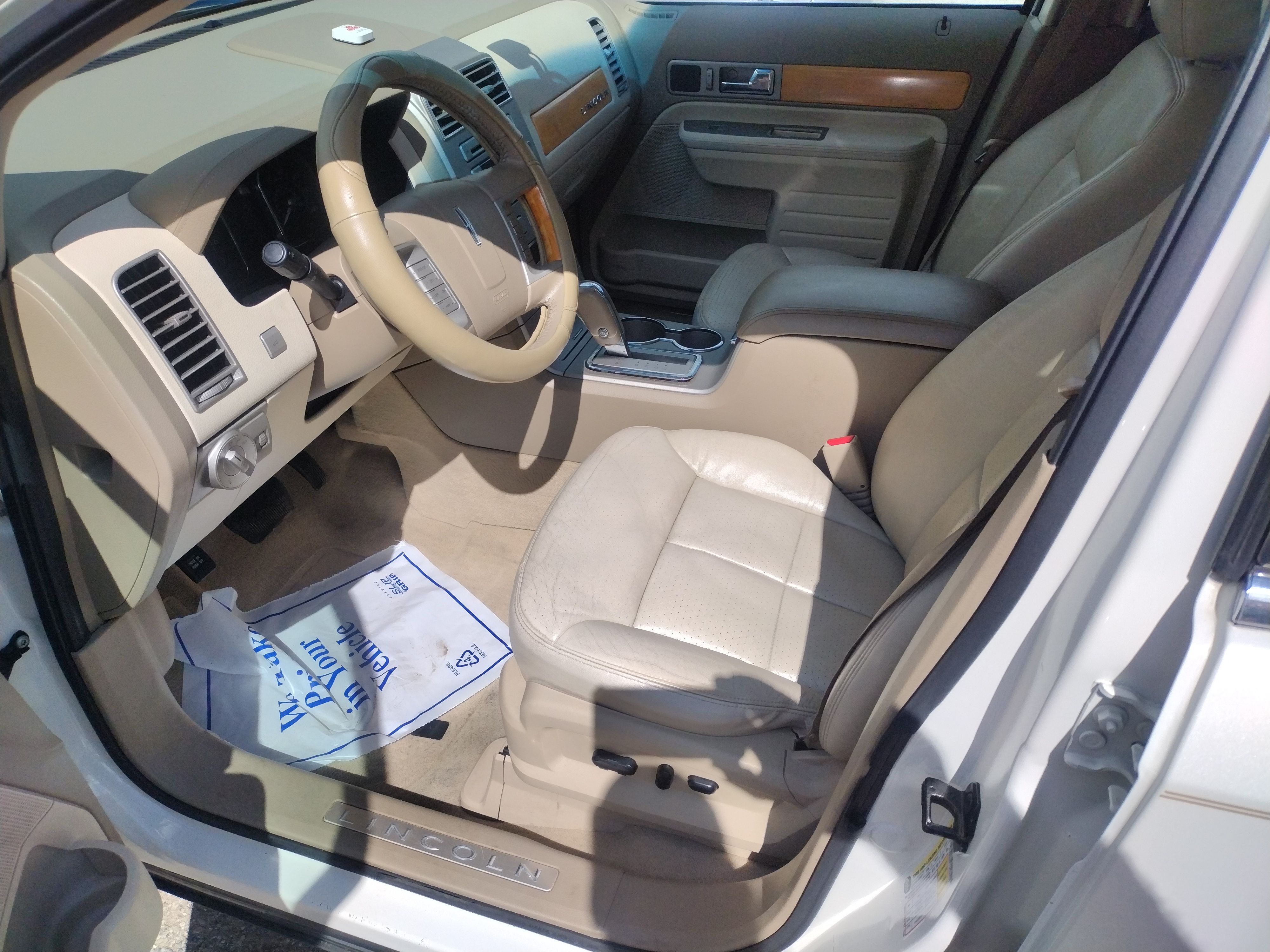 Used 2007 Lincoln MKX AWD image 7