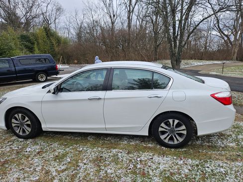 Used 2015 Honda Accord LX image 4