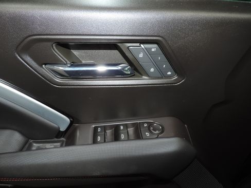 Used 2023 Chevrolet Colorado Z71 image 26