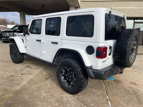 Used 2022 Jeep Wrangler Unlimited Rubicon 4xe image 2