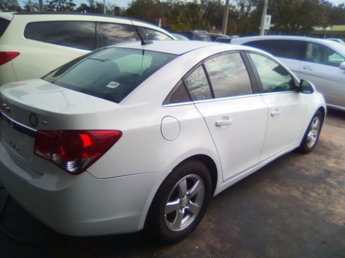 Used 2011 Chevrolet Cruze LT image 4