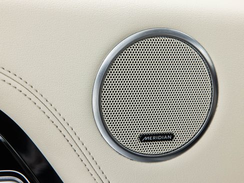 Used 2021 Land Rover Range Rover P525 Westminster Edition LWB image 28