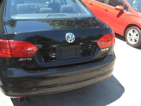 Used 2012 Volkswagen Jetta SE Sedan FWD image 5