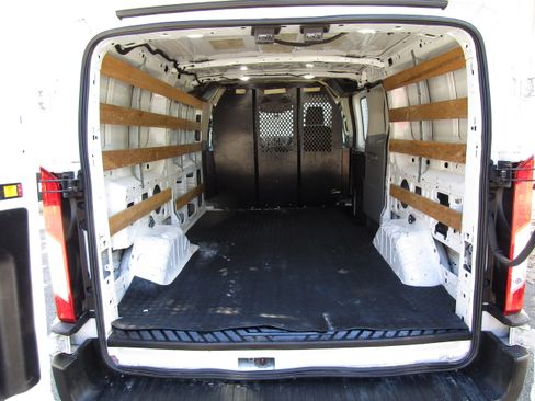 Used 2019 Ford Transit 250 image 10