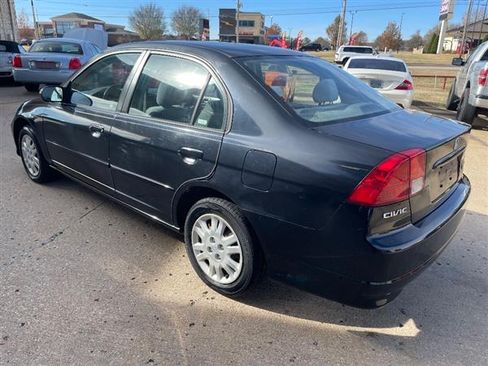 Used 2005 Honda Civic LX image 2