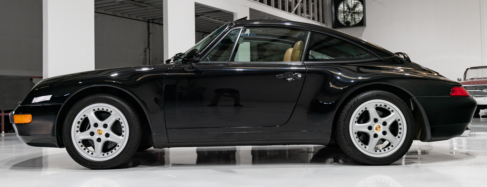 Used 1996 Porsche 911 Targa RWD image 9