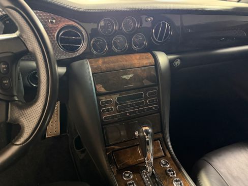 Used 2005 Bentley Arnage T image 27