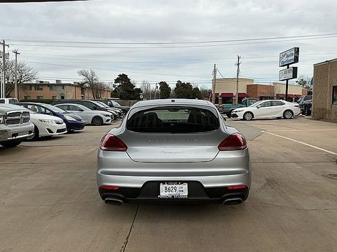 Used 2016 Porsche Panamera 4 Platinum Edition image 6