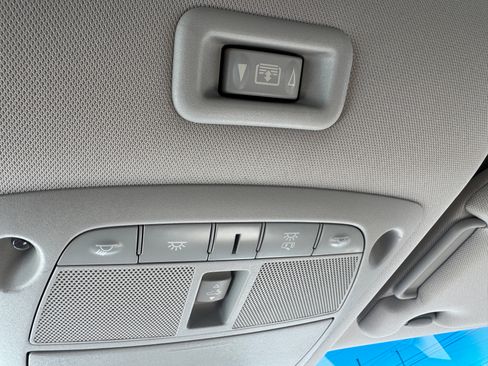 Used 2015 Nissan Pathfinder AWD/4WD image 25