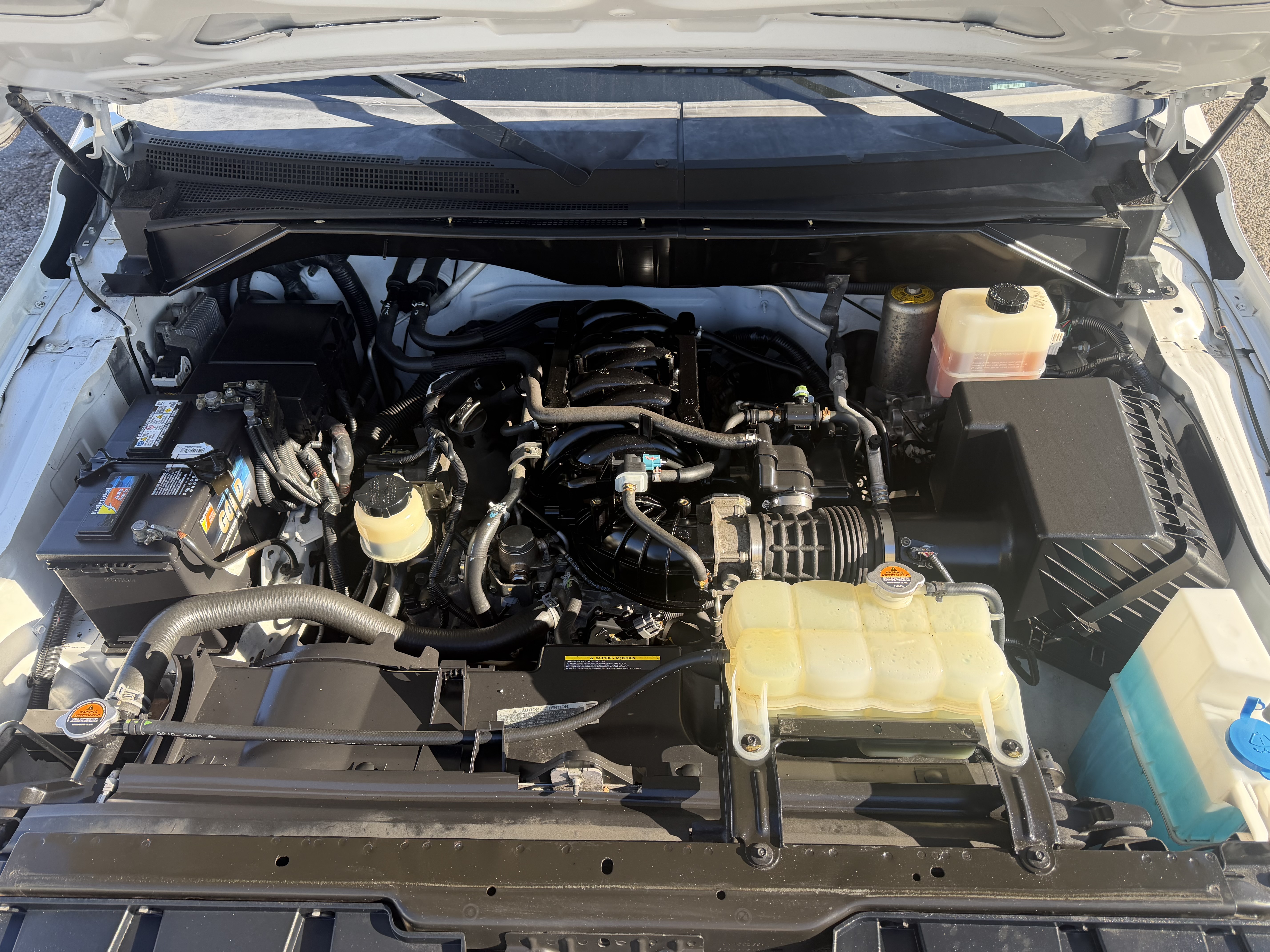 Used 2018 Nissan NV 3500 SV RWD image 24