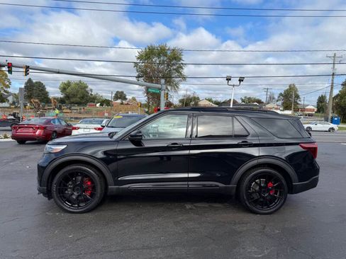 Used 2021 Ford Explorer ST image 5