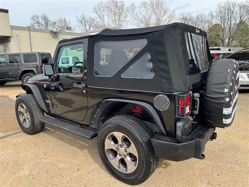 Used 2016 Jeep Wrangler Sport image 2