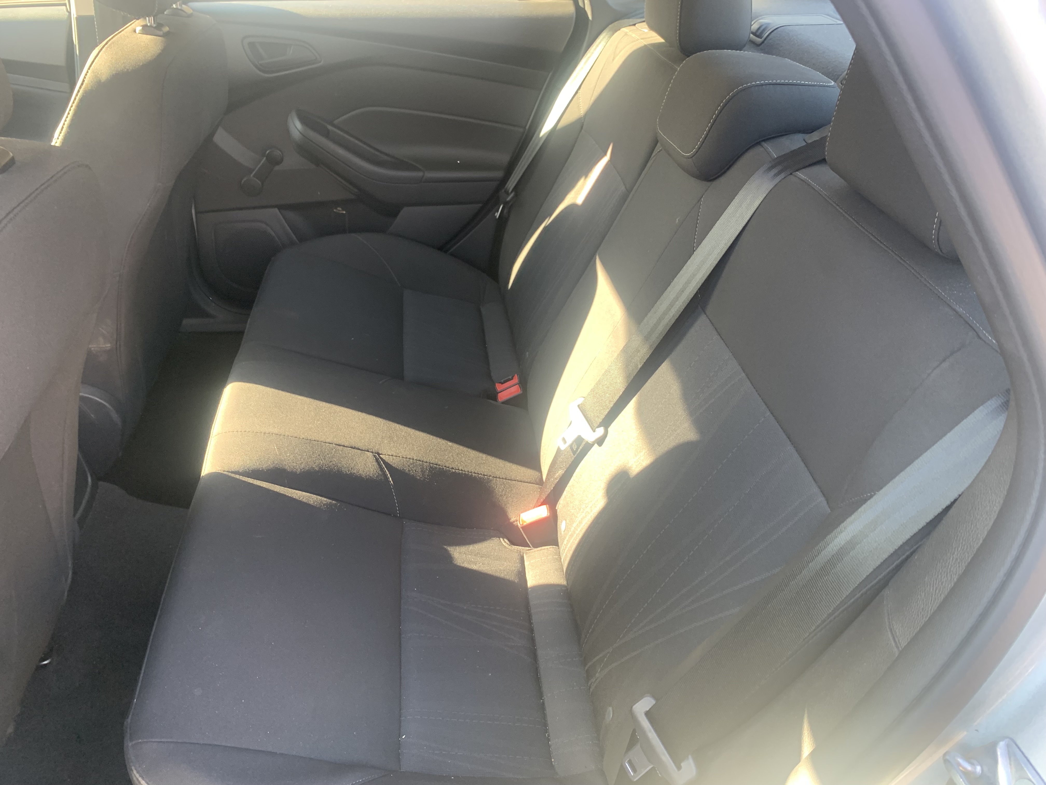 Used 2015 Ford Focus S Sedan FWD image 6